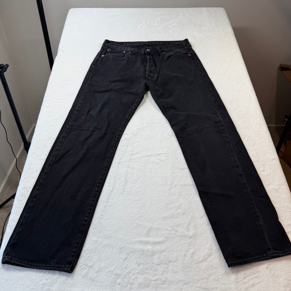 Levi's 501 Original Fit Jeans Mens 34x32 Black Good Straight Leg Button Fly